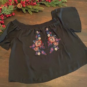 Flying Tomatoes- Black off shoulder ladies blouse - Size XL/XXL